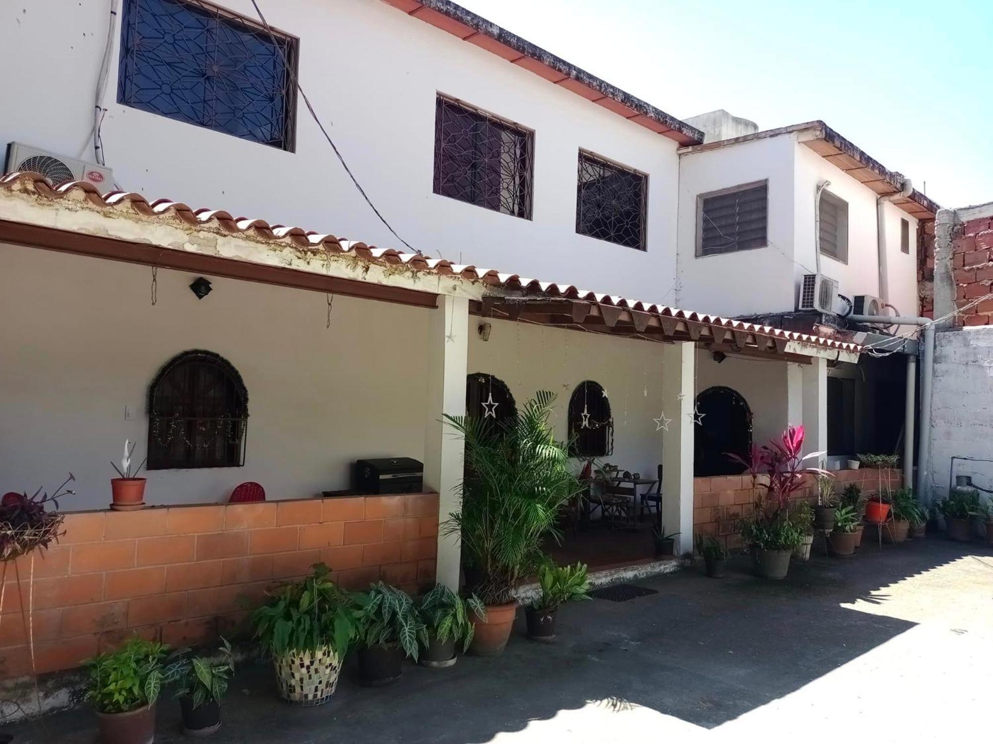 Hotel Donde Rafa à Maracay Extérieur photo